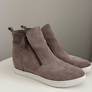 Blondo Giselle Tan Suede Waterproof Hightop Wedge Sneakers Sz 8